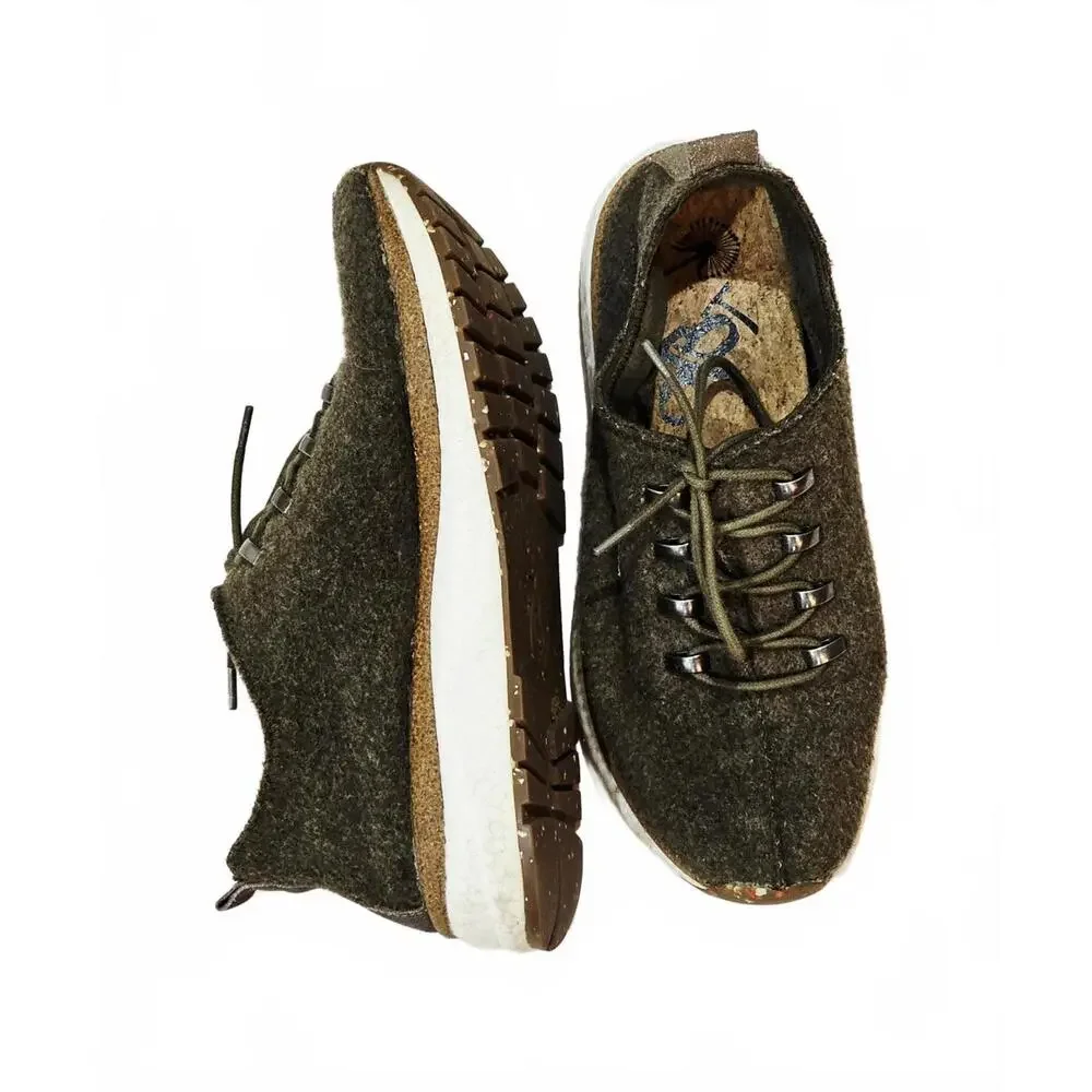 Olive Alpaca Wool OTBT Courier Sneakers size 8.5 casual chic